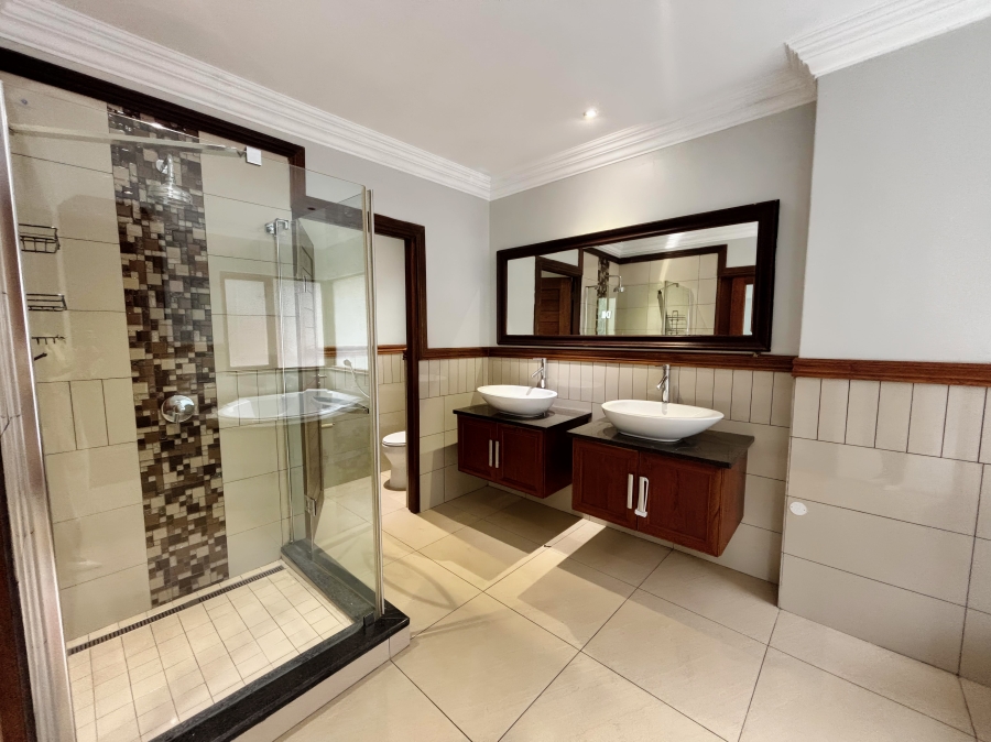 5 Bedroom Property for Sale in Xanadu Eco Park North West